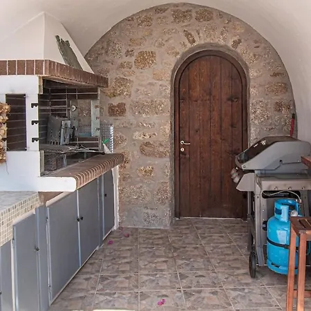 Delos Mykonos *